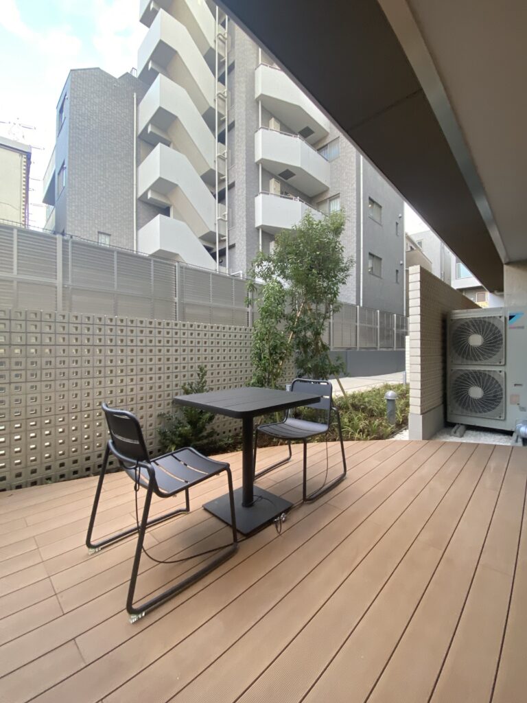 屋外テラス