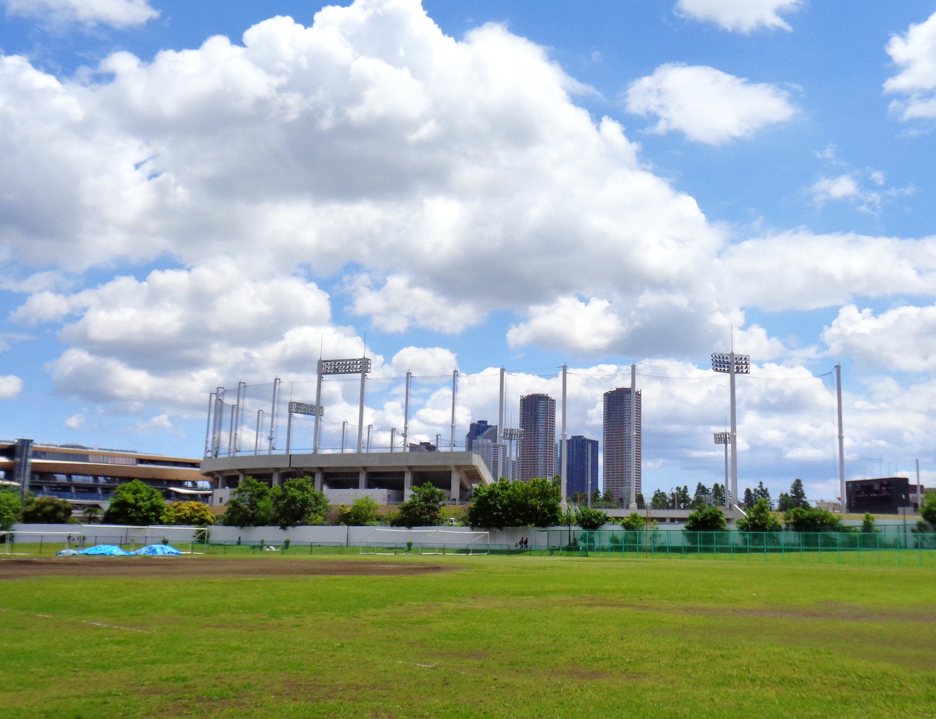 等々力運動場の画像